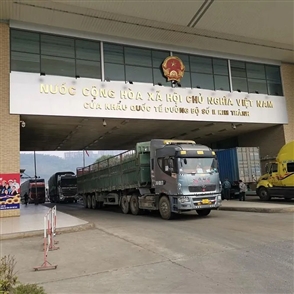 Cửa khẩu Kim Thành II: Tạm dừng xuất nhập khẩu vì phát hiện virus SARS-CoV-2 trong hàng hóa