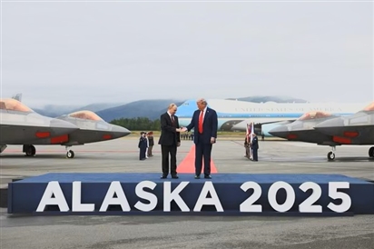 Những hình ảnh đầu tiên về Hội nghị Thượng đỉnh Nga - Mỹ ở Alaska