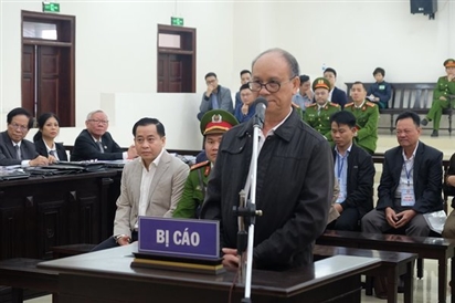 Cựu Chủ tịch Đà Nẵng nhận 17 năm tù, Vũ 'nhôm' 25 năm tù