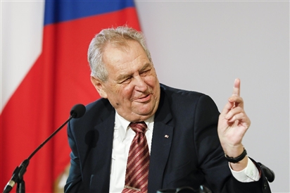 Tổng thống Czech nói hộ ''lòng'' Nga: Moscow chẳng dại...