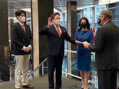 Tân Đại sứ Mỹ tại Việt Nam Marc Knapper nhậm chức