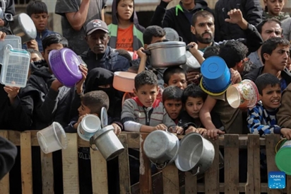 Thương vong và nạn đói bao trùm Dải Gaza