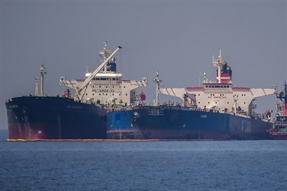 Các tàu chở dầu phương Tây tăng khối lượng vận chuyển dầu thô của Nga