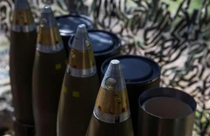 Đức nói EU khó đạt mục tiêu cấp một triệu đạn pháo cho Ukraine