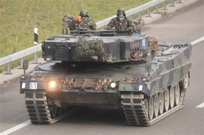 Đức chính thức đồng ý chuyển xe tăng Leopard 2 cho Ukraine