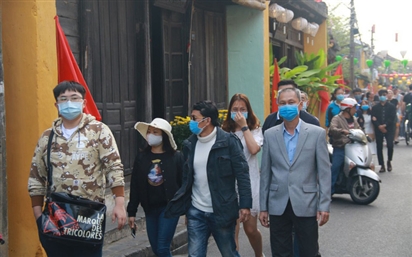 Du lịch Việt 'khóc ròng' vì corona