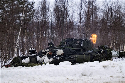 NATO tập trận quân sự lớn dọc biên giới Nga