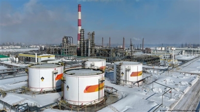 EU không thể nhất trí về lệnh trừng phạt dầu mỏ Nga