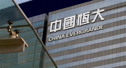 Từ 1 doanh nghiệp bất động sản lớn nhất của Trung Quốc, vì sao Evergrande bỗng dưng ôm 'bom nợ' khổng lồ?