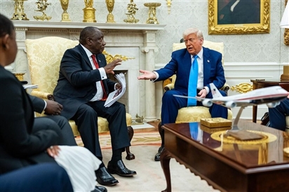 Ông Trump 'khẩu chiến' với Tổng thống Nam Phi ở Nhà Trắng