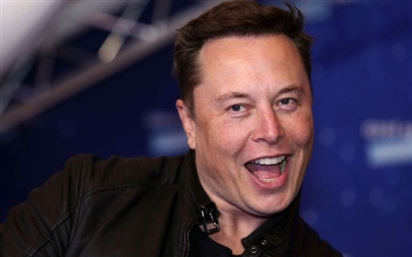 Đi làm không lương kiểu Elon Musk: Thế chấp cổ phiếu Tesla để vay tiền ngân hàng chi tiêu, ở nhà thuê rộng 37 m2 và vẫn là người giàu nhất nhì hành tinh