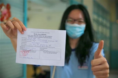 Việt Nam lập kế hoạch tiêm vắc-xin Covid-19 cho trẻ từ 3 tuổi
