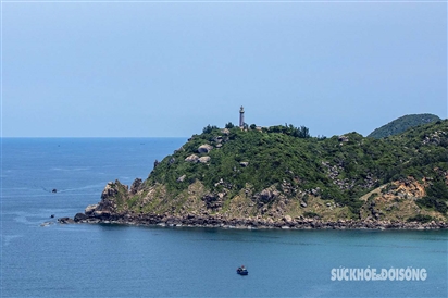 View ngắm biển cực đỉnh ở nơi đón bình minh đầu tiên tại Việt Nam