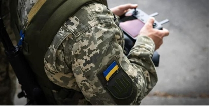 Hai quan chức cấp cao Bộ quốc phòng Ukraine dính líu gian lận quy mô lớn