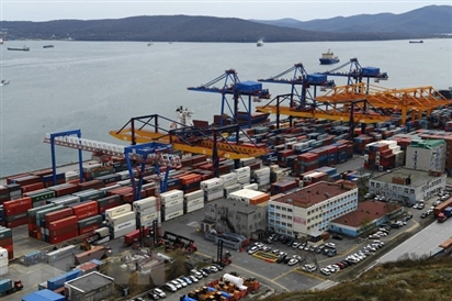 Tăng cường hợp tác thương mại Việt Nam-Nga qua cảng Vladivostok