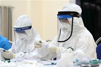Hà Nội thêm 49 người nhiễm SARS-CoV-2, 17 ca ở Hà Đông
