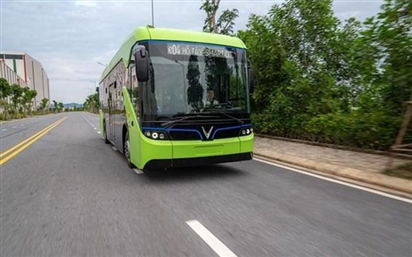 Hà Nội triển khai xe buýt điện từ tháng 12/2021