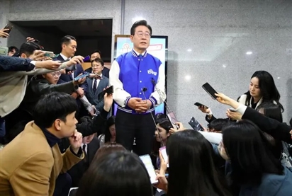 Phe đối lập giành chiến thắng vang dội, Tổng thống Hàn Quốc hứng đòn đau