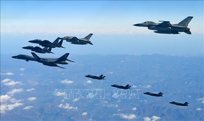 Hàn Quốc mua thêm 20 máy bay chiến đấu tàng hình F-35A