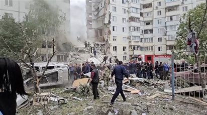 Nga: Tên lửa đạn đạo của Ukraine khiến chung cư ở Belgorod sập, làm 7 người chết