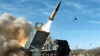 Mỹ cân nhắc gửi tên lửa tầm xa ATACMS cho Ukraine
