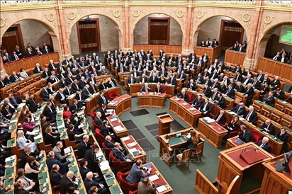 Tân Tổng thống Hungary ký ban hành luật chấp thuận Thụy Điển gia nhập NATO