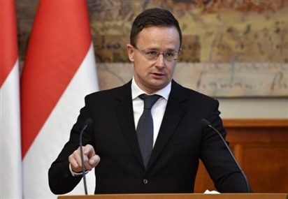 Hungary chỉ trích EU liên tục bơm vũ trang cho Ukraine