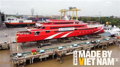 Nhà máy Việt Nam đóng siêu tàu được báo Nga gọi là ''tuyệt tác kỹ thuật'': Xuất xứ nhiều chiến hạm hàng đầu khu vực