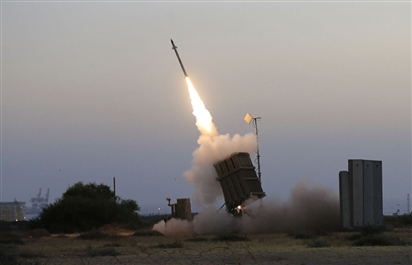 Iran tuyên bố tấn công các trung tâm tình báo của Israel