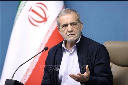Tổng thống Iran tái khẳng định quan điểm không phát triển vũ khí hạt nhân