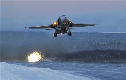 Tiêm kích Nga chặn 2 máy bay ném bom Mỹ gần biên giới