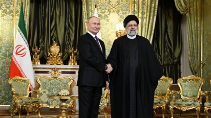 Gặp Tổng thống Iran, ông Putin tiết lộ ý định bất ngờ trên đường bay về từ Trung Đông