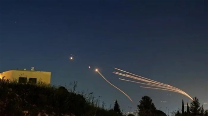 Tên lửa siêu thanh Fattah-1 thực chiến, Iran khiến quốc tế bất ngờ
