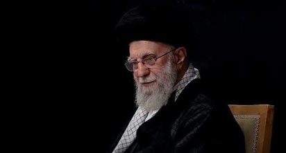 Video Lãnh tụ tối cao Iran lần đầu xuất hiện công khai sau cuộc chiến với Israel