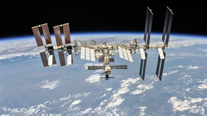 NASA khẳng định phi hành gia Mỹ trên ISS sẽ về bằng phương tiện của Nga