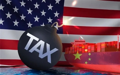 Mỹ đánh thuế, hàng Trung Quốc vẫn chảy vào qua cửa ngõ sát sườn, chuyên gia nói như ''bóp quả bóng bay''