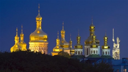 Kiev đóng cửa 74 nhà thờ Chính thống giáo