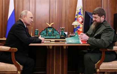 Lãnh đạo Chechnya gặp Tổng thống Putin giữa tin đồn ốm nặng