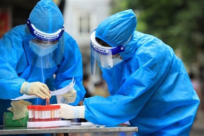 Ngày 26/10, Hà Nội có 18 người dương tính SARS-CoV-2, 11 ca ở ổ dịch Quốc Oai