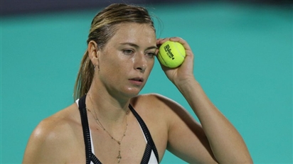 'Búp bê Nga' Maria Sharapova tụt xuống vị trí thấp không tưởng