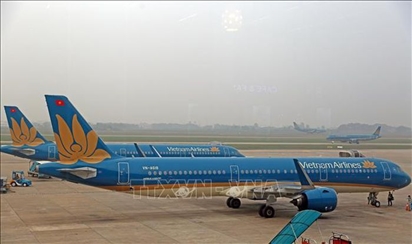 Kiều bào tại Anh phấn khởi khi Vietnam Airlines nối lại đường bay thường lệ