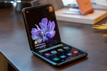 Nga cấm bán 61 smartphone của Samsung