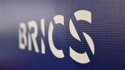 Phản ứng của Nga trước kế hoạch tham gia hội nghị BRICS của Tổng thống Pháp