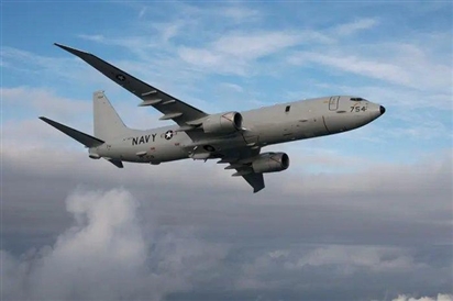 Máy bay Hải quân Mỹ xuất hiện ngoài khơi Crimea khi Ukraine tấn công bán đảo