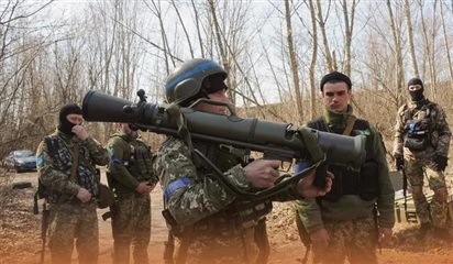 Mỹ và đồng minh tiến thoái lưỡng nan khi viện trợ vũ khí cho Ukraine