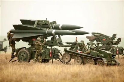 Mỹ cân nhắc gửi hệ thống phòng không HAWK đến Ukraine