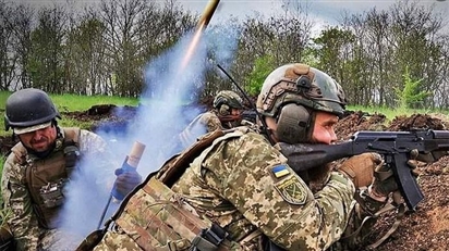 Mỹ thúc giục tấn công, tướng Ukraine thừa nhận buồn