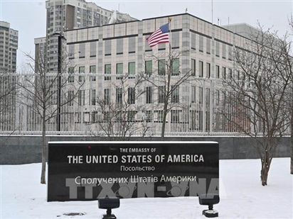 Mỹ sơ tán toàn bộ nhân viên ngoại giao khỏi Ukraine