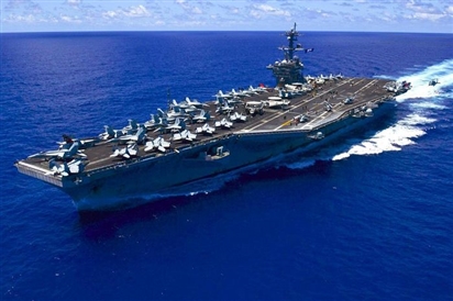 Mỹ điều hai tàu sân bay tập trận chung với Nhật Bản