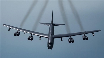 Mỹ điều máy bay ném bom chiến lược B-52 tới sườn Đông NATO